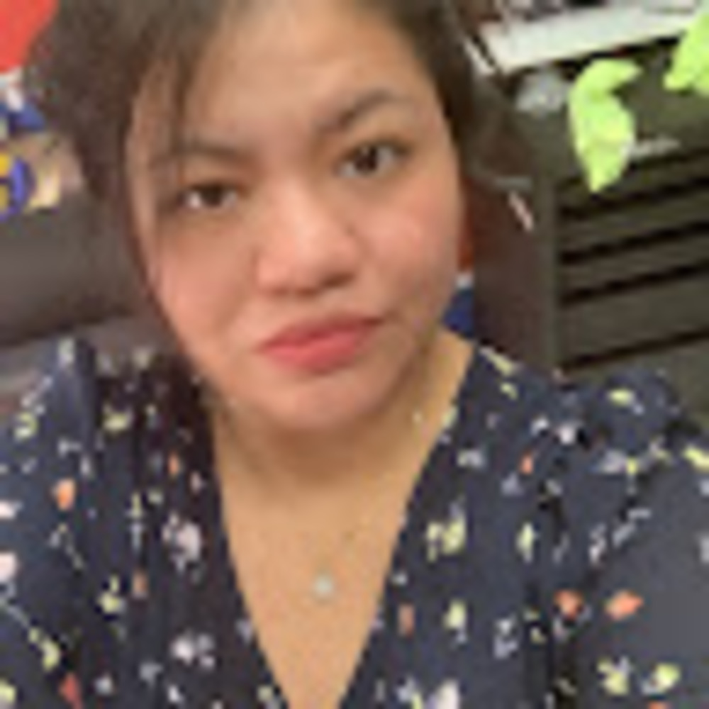 Meet your Posher, Yesenia